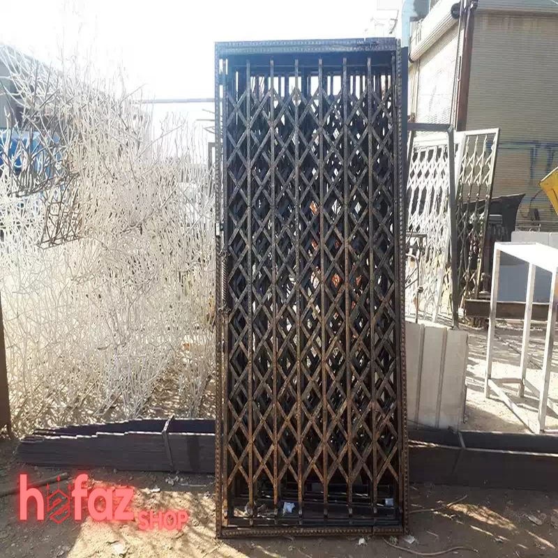 درب کشویی آهنی ۵ گل مقاوم