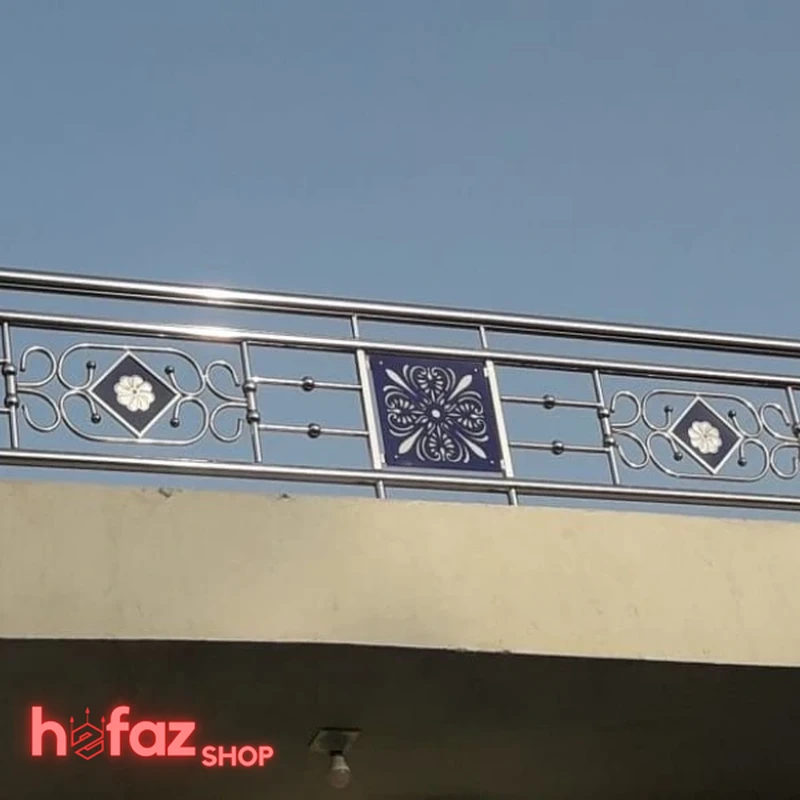 حفاظ استیل بالکن ساده و مینیمال