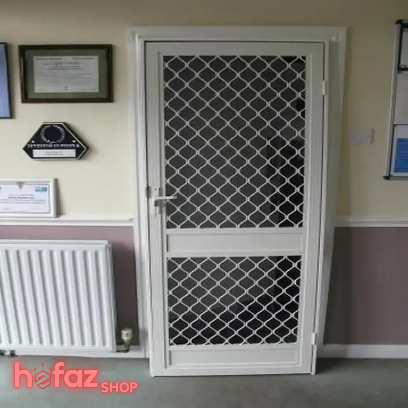 تنوع خرید حفاظ درب آپارتمان لولایی طرح مشبک