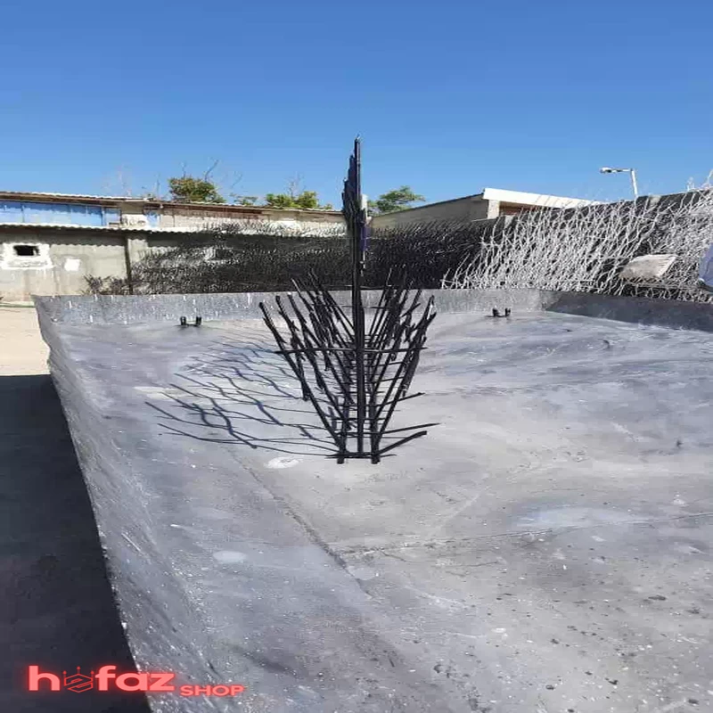 حفاظ شاخ گوزنی نصب روی پشت بام