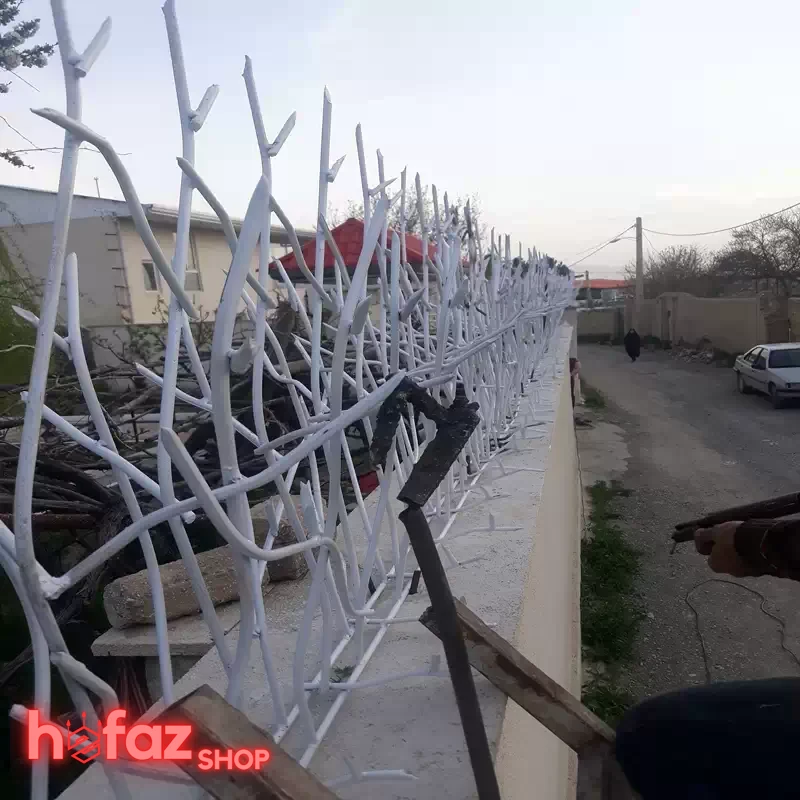 حفاظ سردیواری شاخ گوزنی