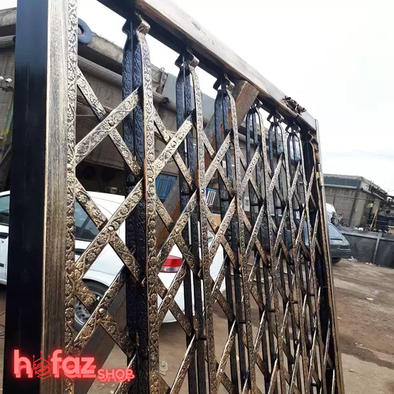 حفاظ آکاردئونی 5 گل سلطنتی