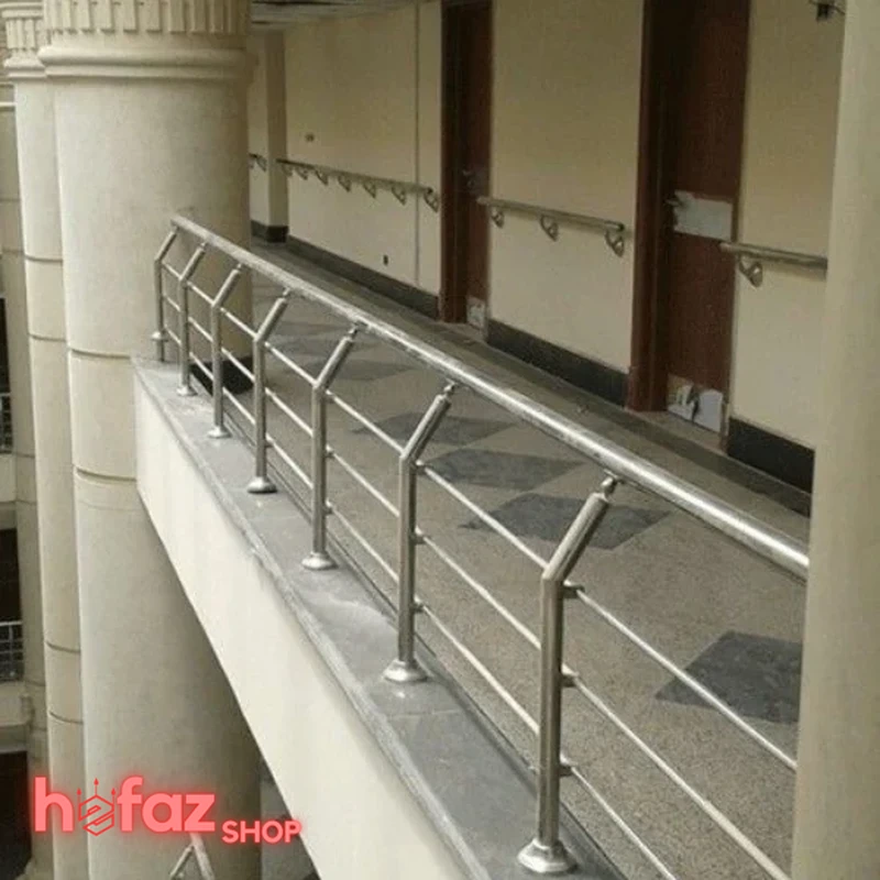 حفاظ بالکن استیل شکم‌دار