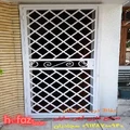 حفاظ درب آپارتمان لولایی طرح مشبک