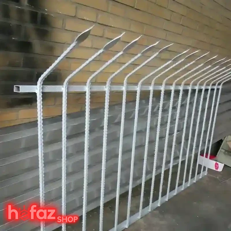 حفاظ دیوار سرنیزه سرخم یک سر ارتفاع 200