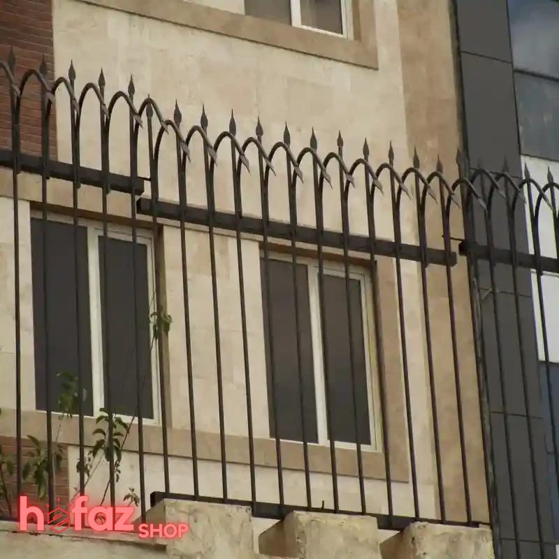 خرید حفاظ دیوار سرنیزه سرخم یک سر ارتفاع 150